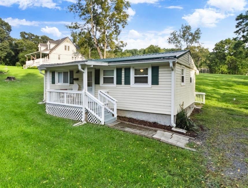 373 Lead Mine Road, Austinville, VA 24312