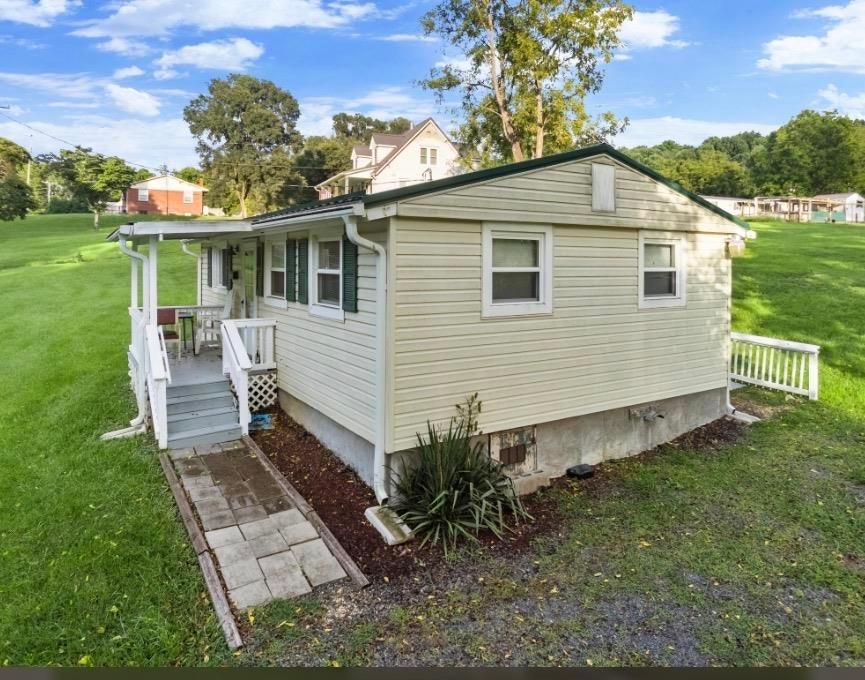 373 Lead Mine Road, Austinville, VA 24312