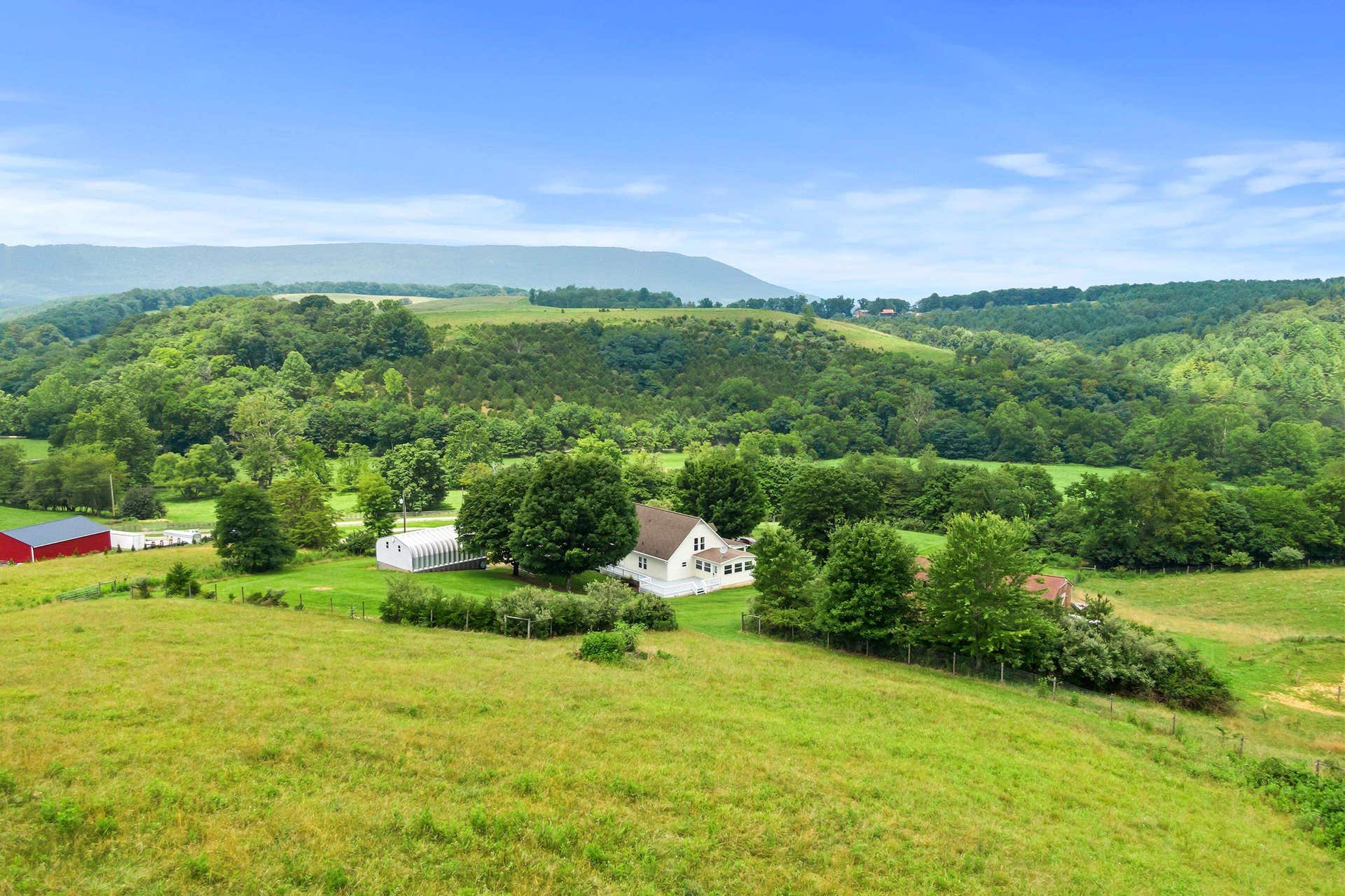 1862 Spring Valley Road, Pearisburg, VA 24134