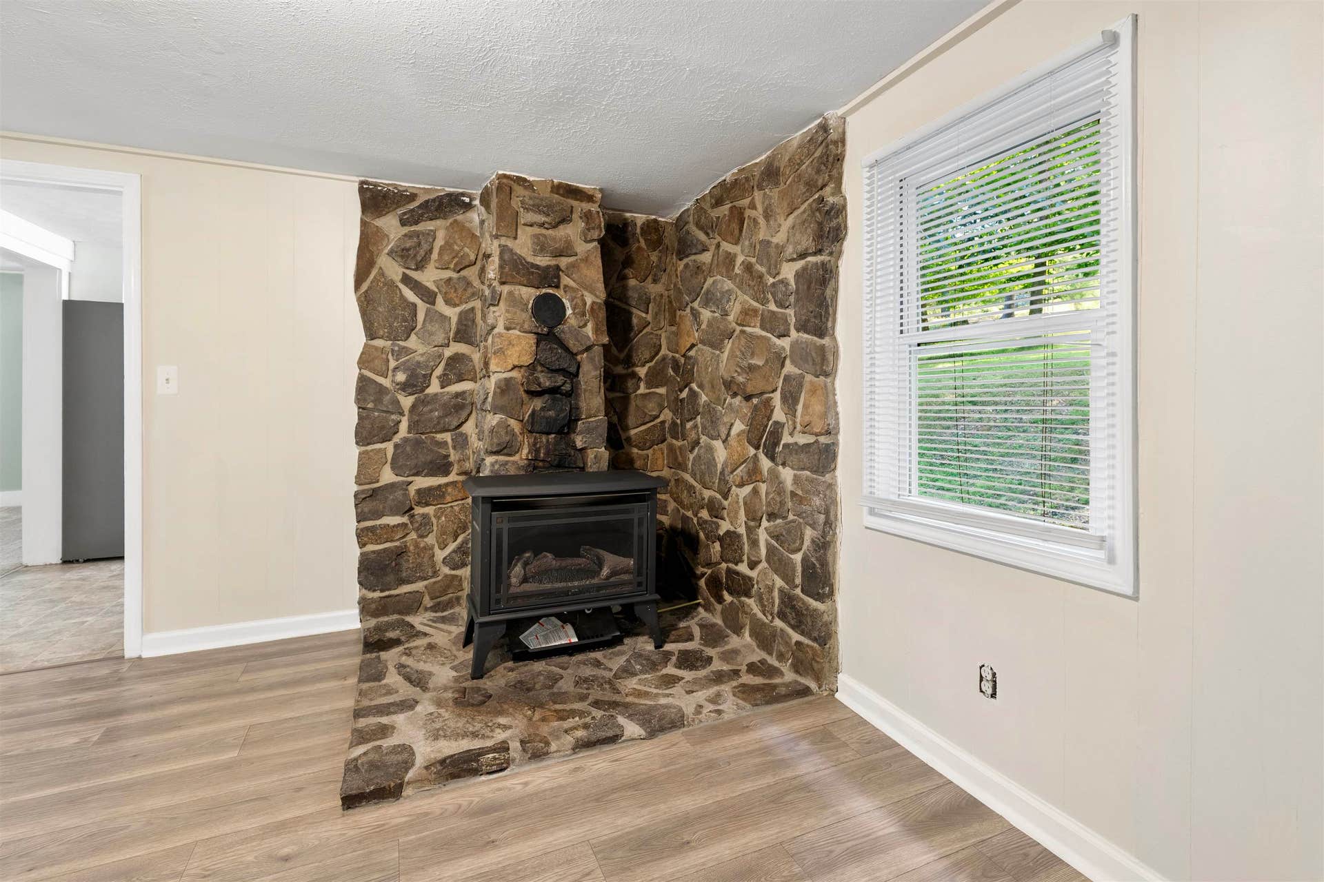 3040 LICK RUN Road, Blacksburg, VA 24060
