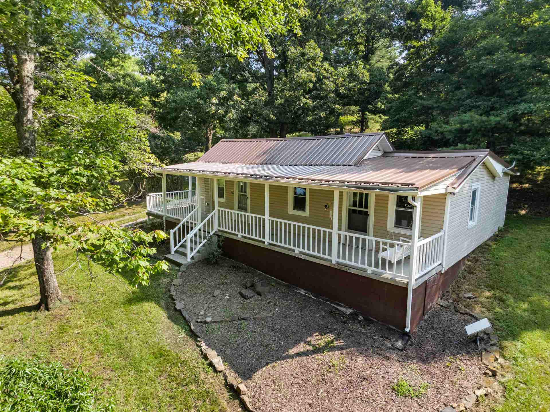 3040 LICK RUN Road, Blacksburg, VA 24060
