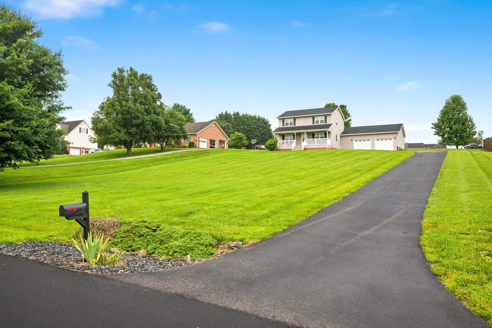 1435 WEST VIEW Drive, Christiansburg, VA 24073