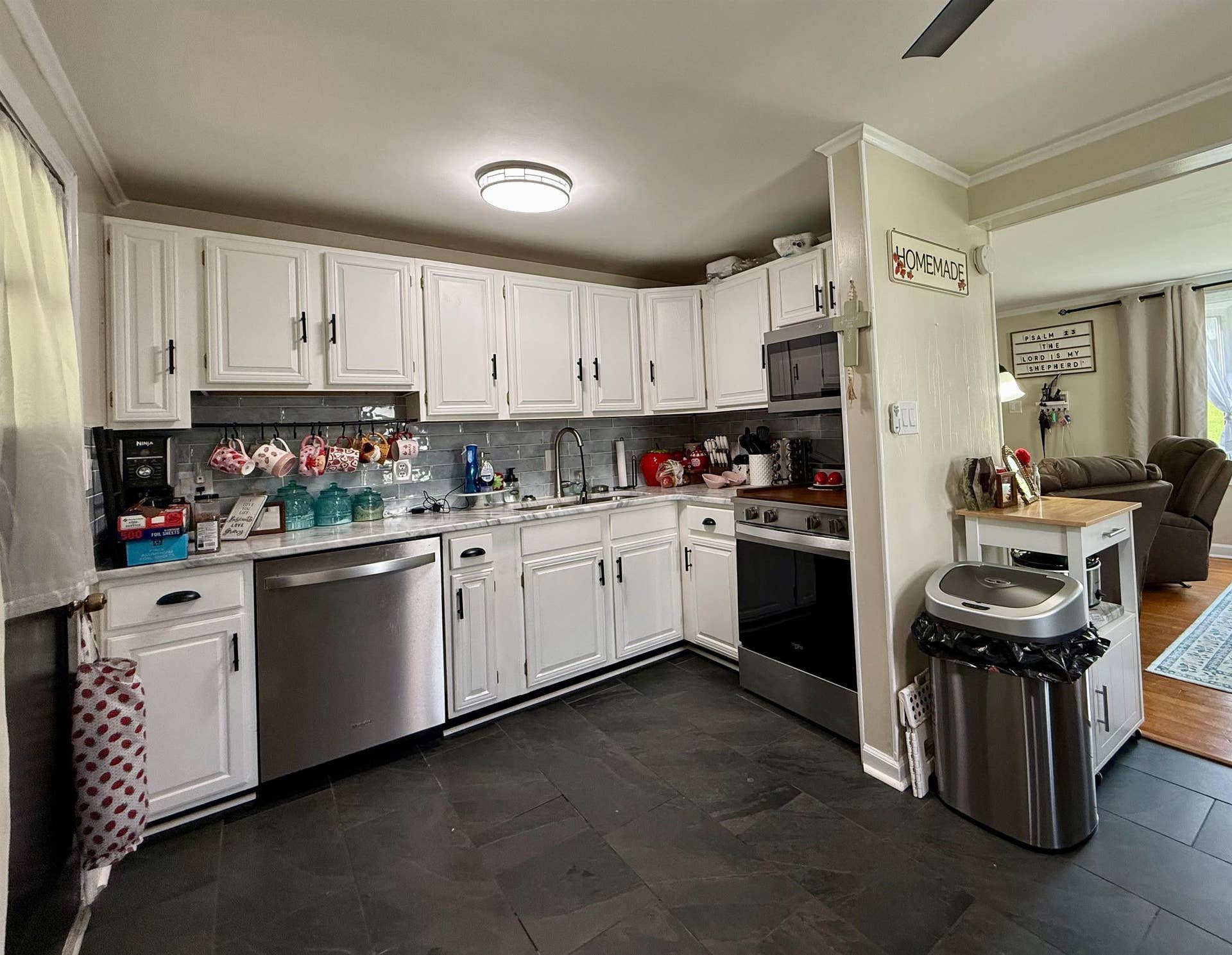 709 Woodland Road, Rich Creek, VA 24147