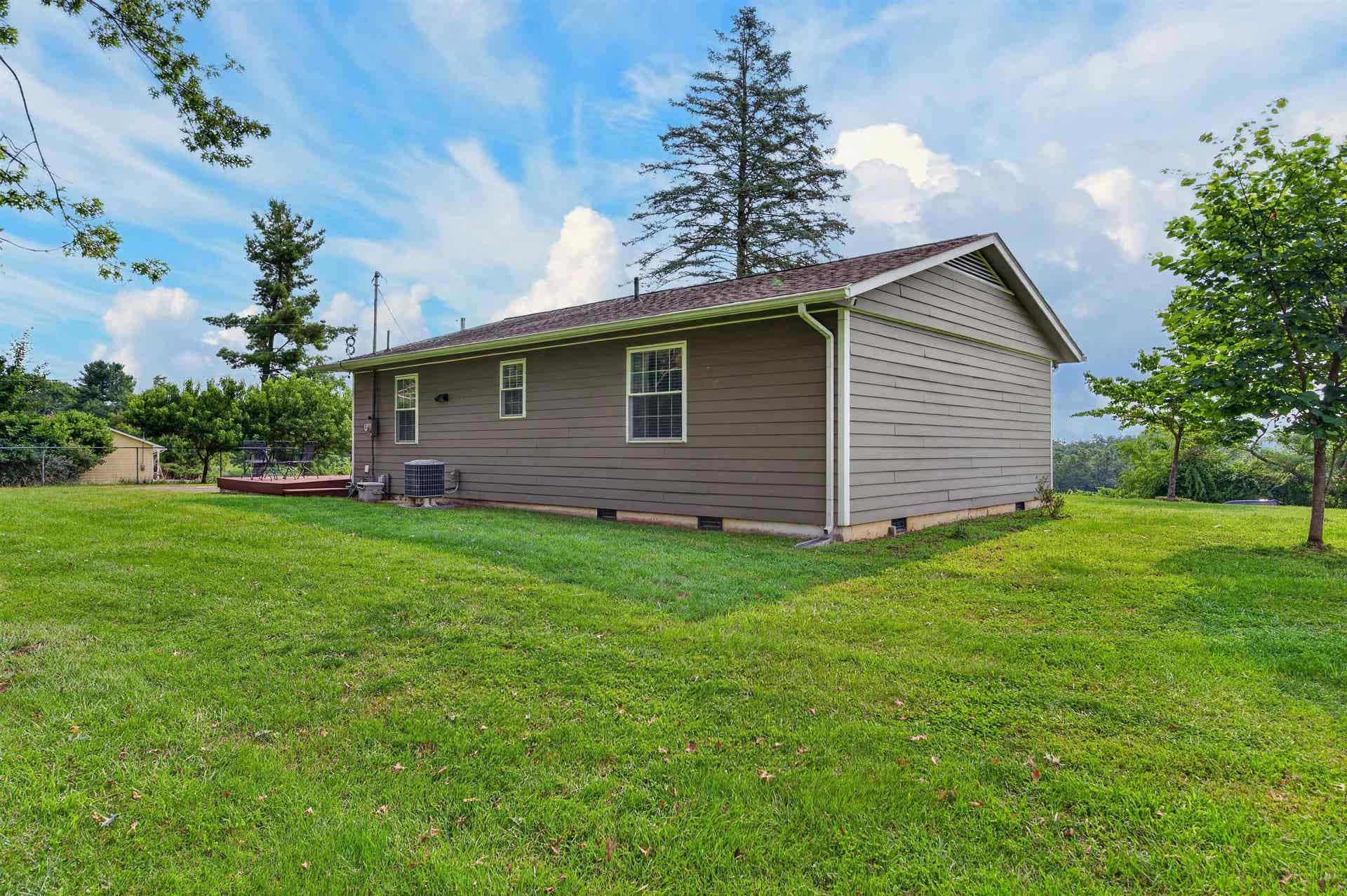 867 Switchback Road, Christiansburg, VA 24073