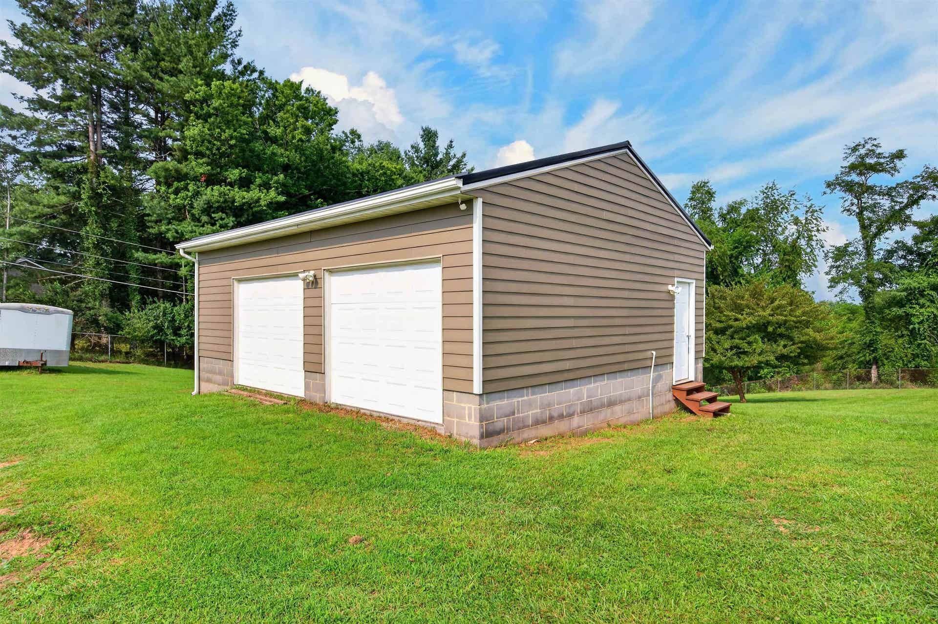867 Switchback Road, Christiansburg, VA 24073