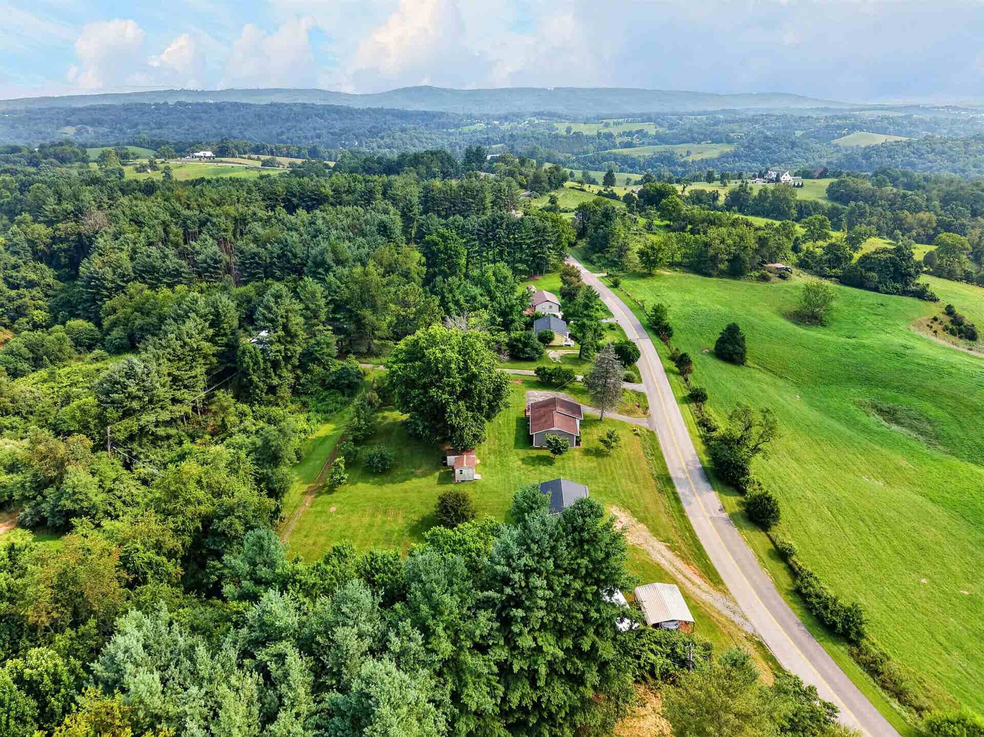 867 Switchback Road, Christiansburg, VA 24073
