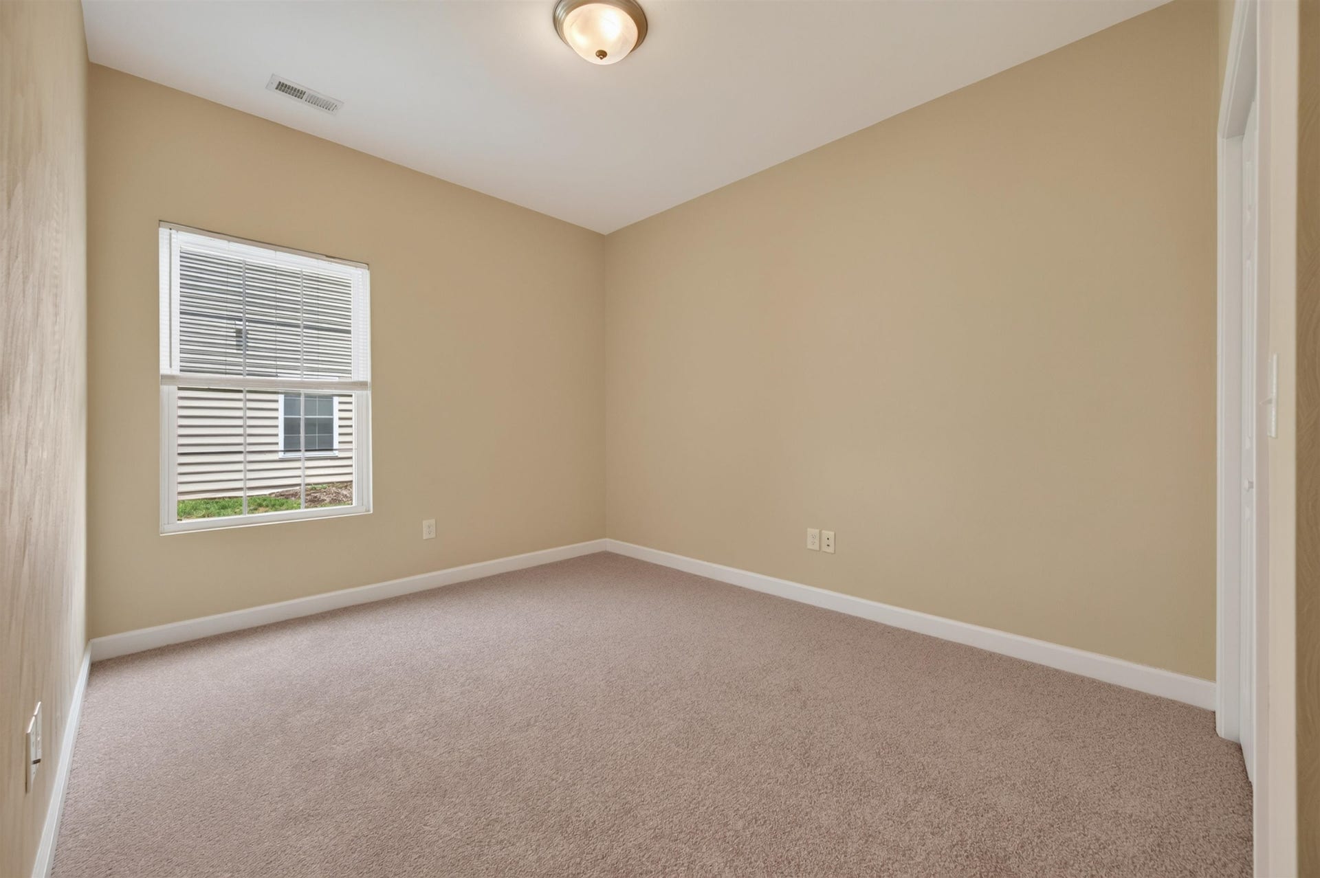 163 WALTERS Drive, Christiansburg, VA 24073