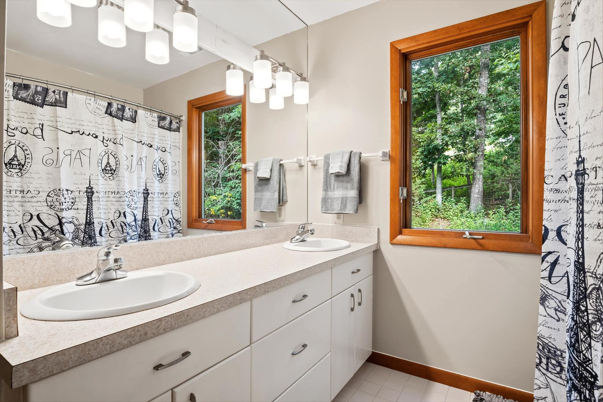 3545 DEER RUN Road, Blacksburg, VA 24060