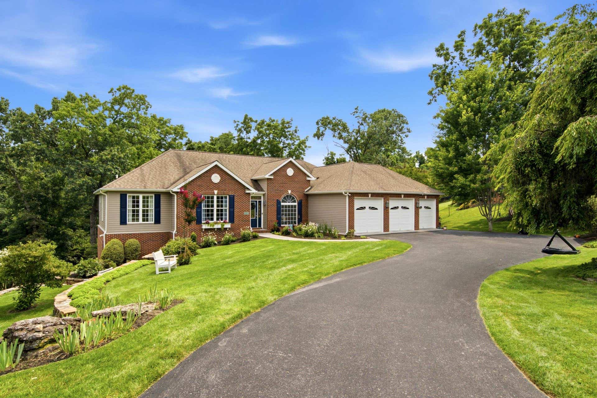 1051 Nik Ryan Drive, Blacksburg, VA 24060