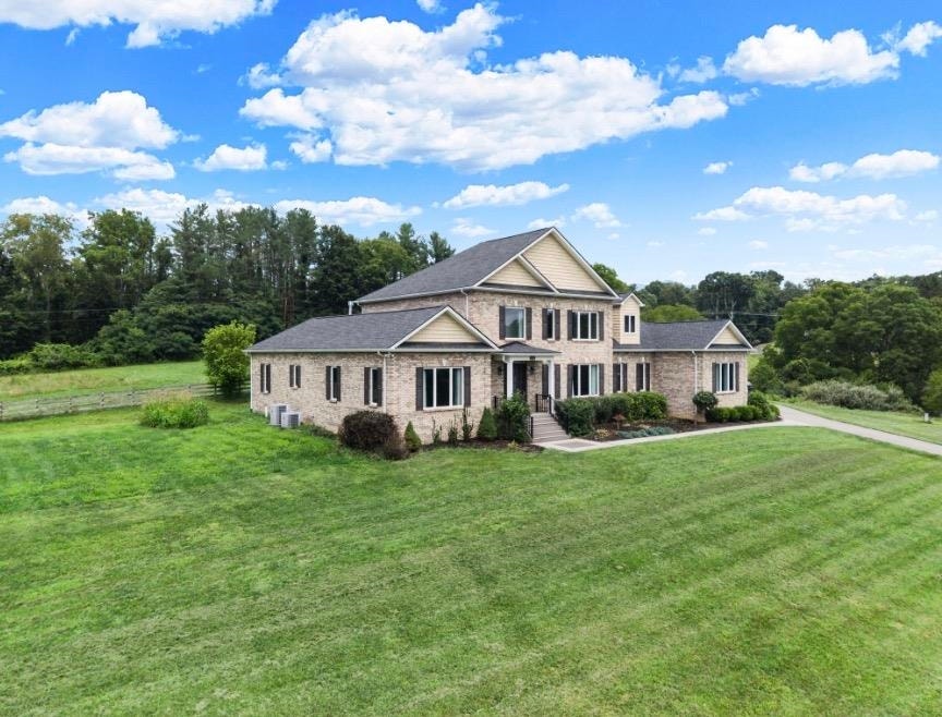 2075 Brooksfield Road, Blacksburg, VA 24060