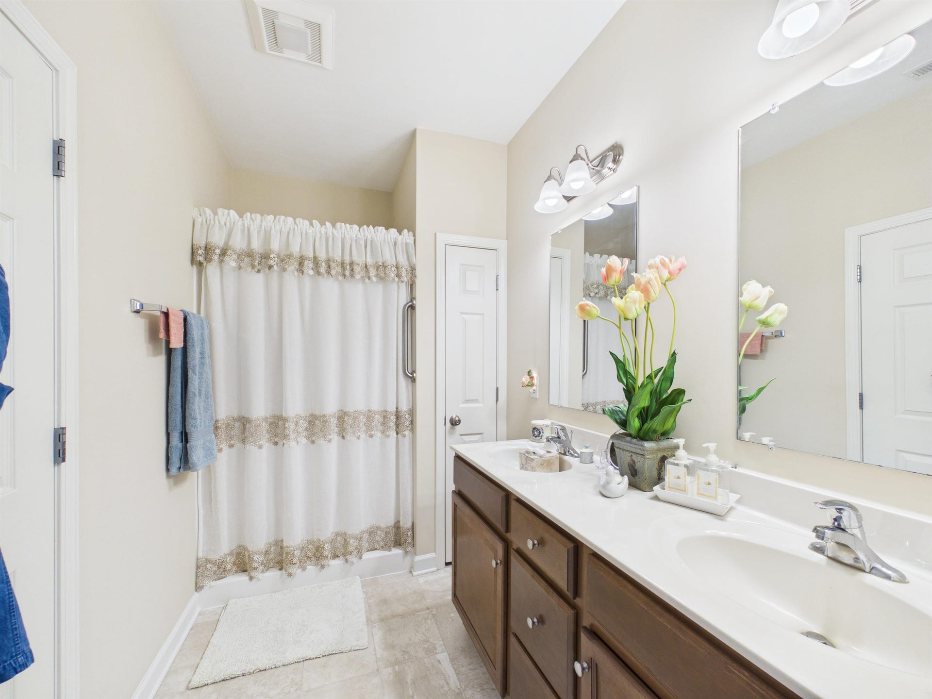 250 VINNIE Avenue, Christiansburg, VA 24073