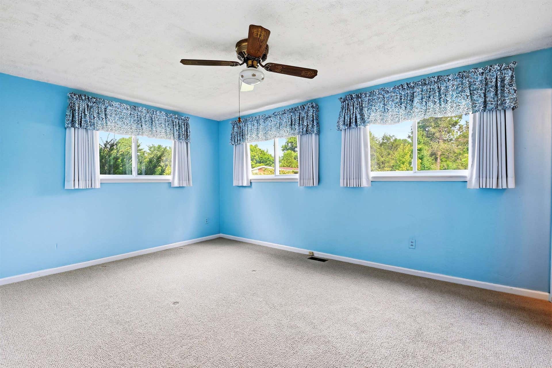 715 BURRUSS Drive, Blacksburg, VA 24060