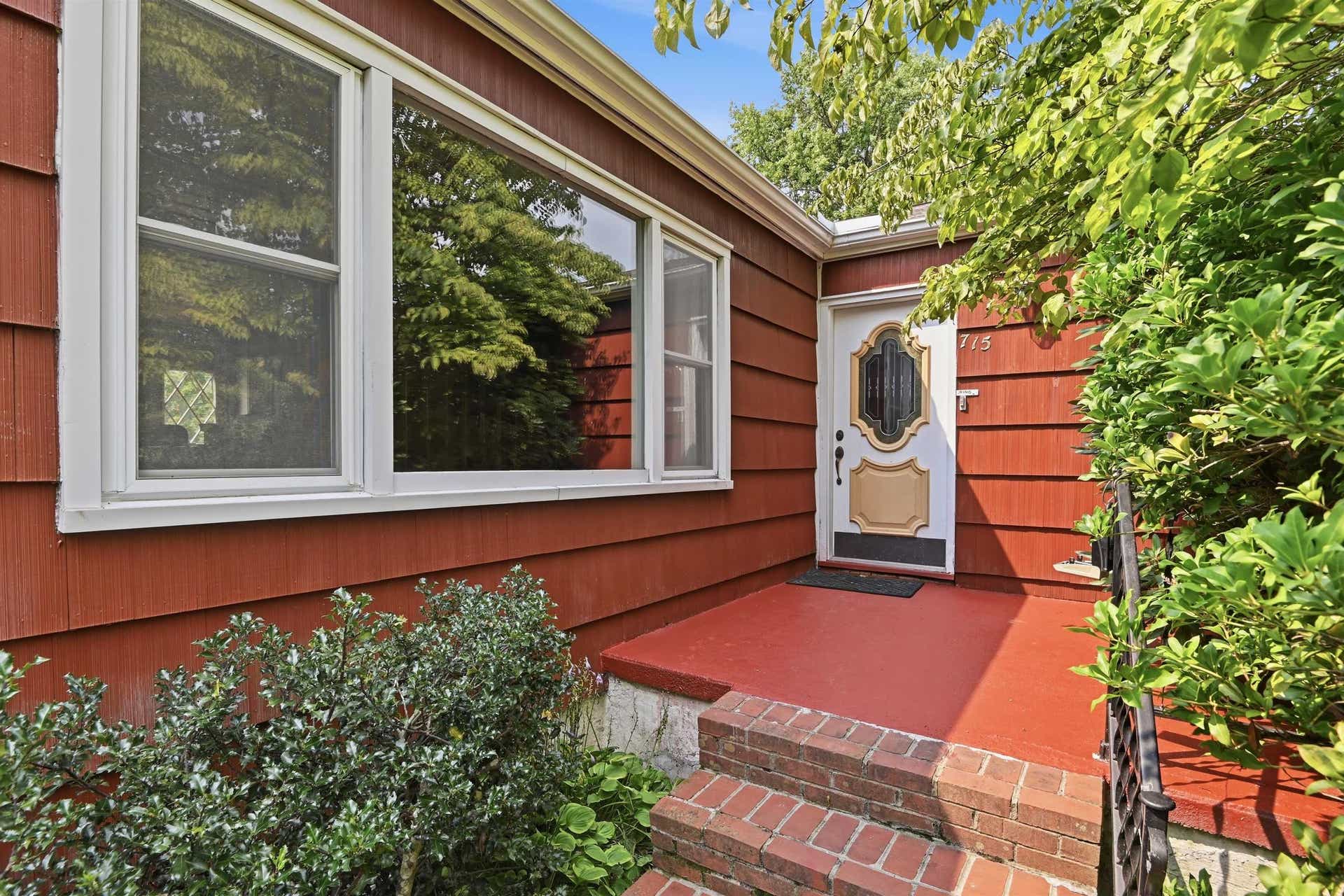 715 BURRUSS Drive, Blacksburg, VA 24060