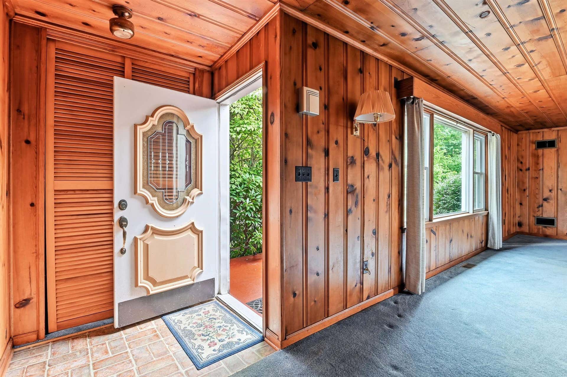 715 BURRUSS Drive, Blacksburg, VA 24060