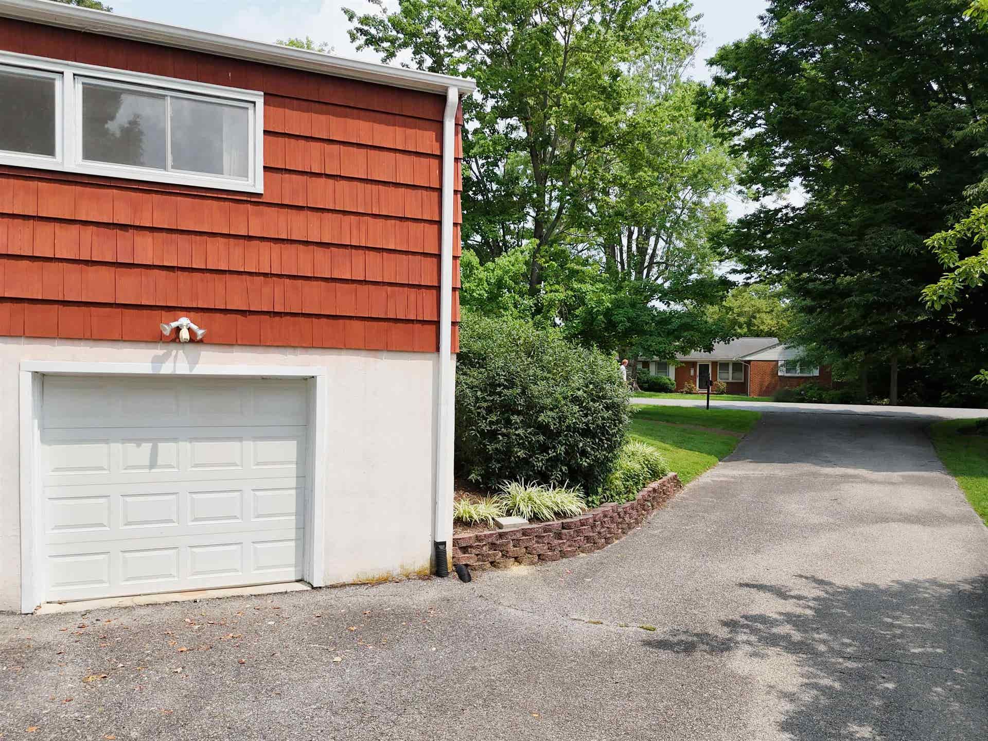 715 BURRUSS Drive, Blacksburg, VA 24060