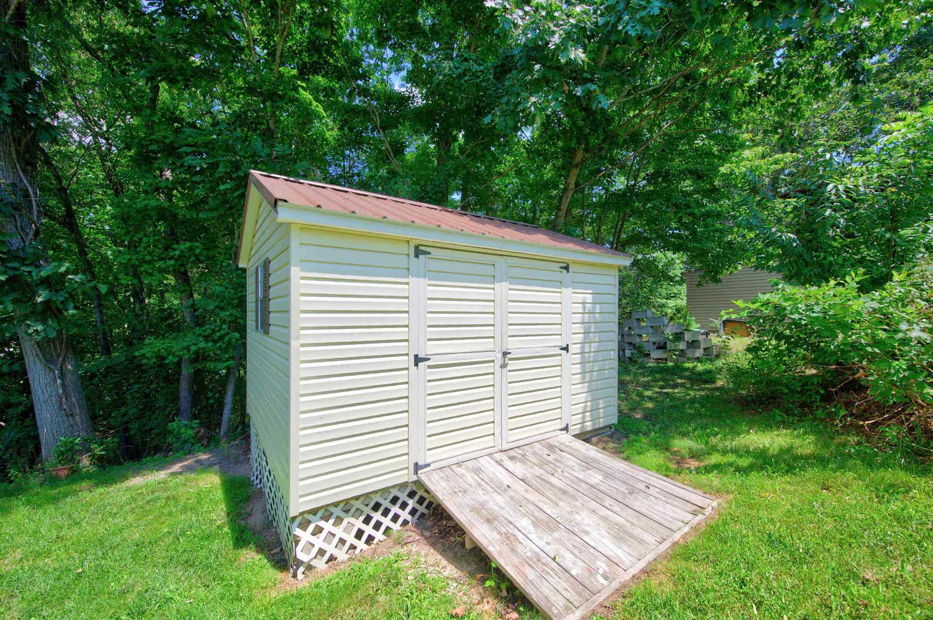 1548 Gallimore Street, Christiansburg, VA 24073