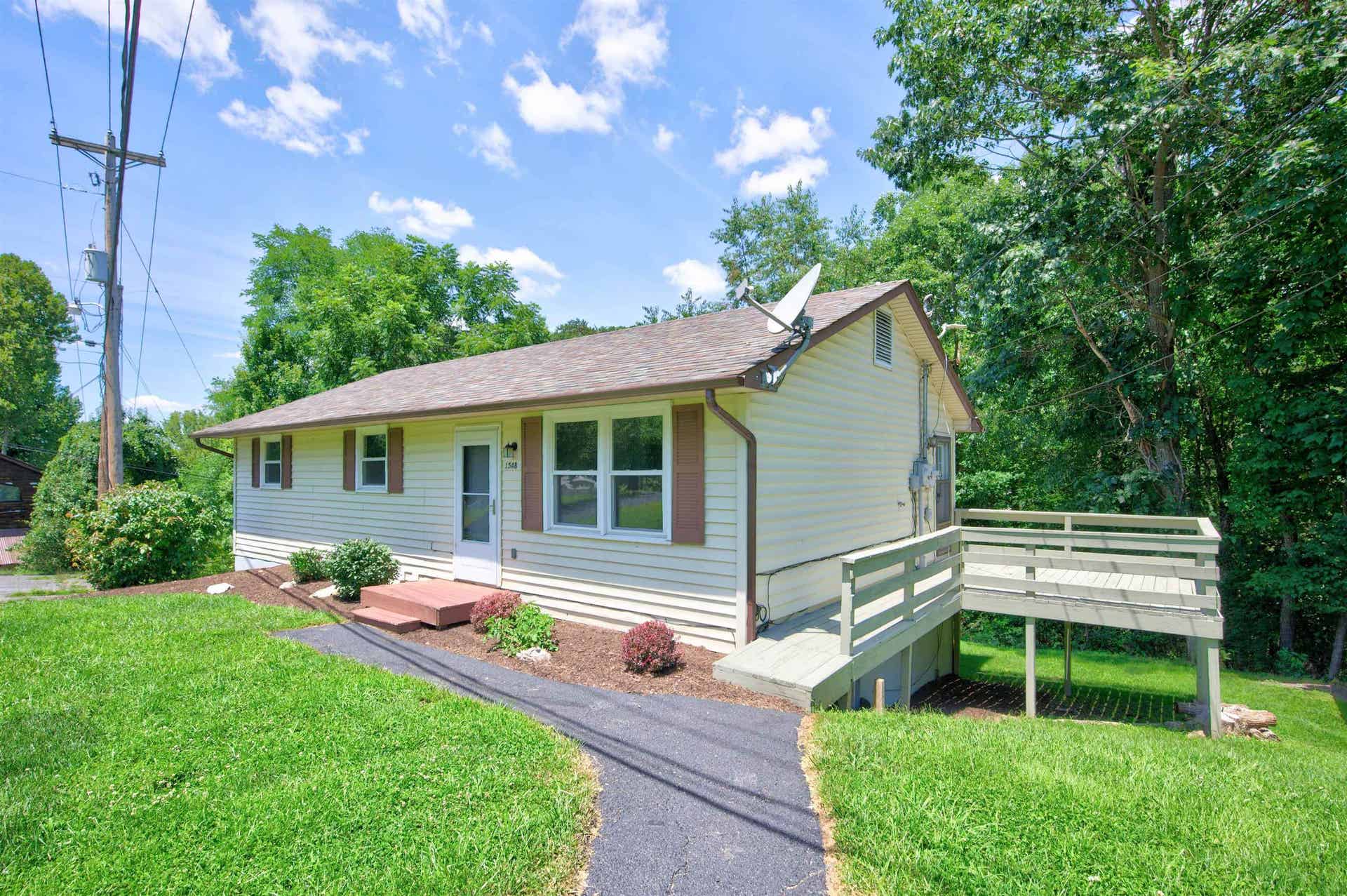 1548 Gallimore Street, Christiansburg, VA 24073