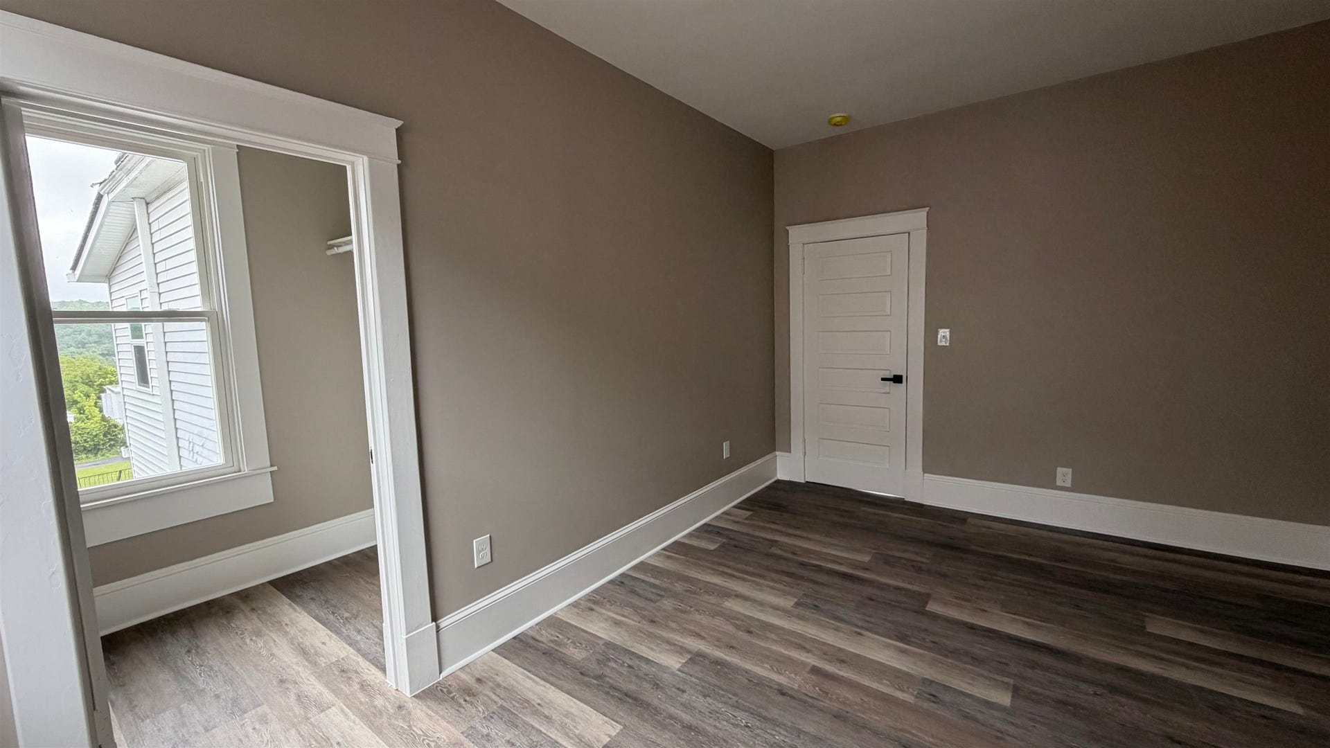 1201 Grove Avenue, Radford, VA 24141