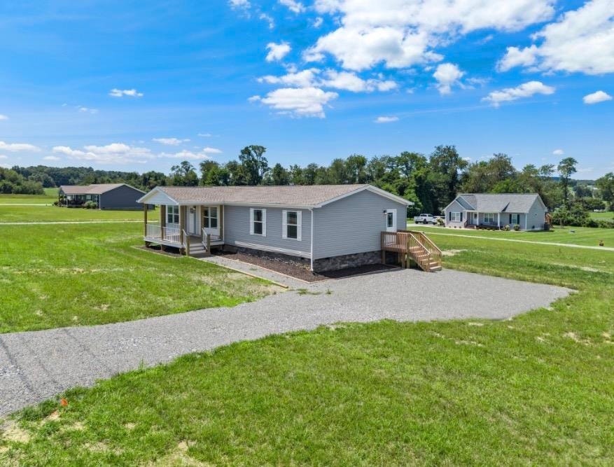 5103 Loving Field Road, Pulaski, VA 24301
