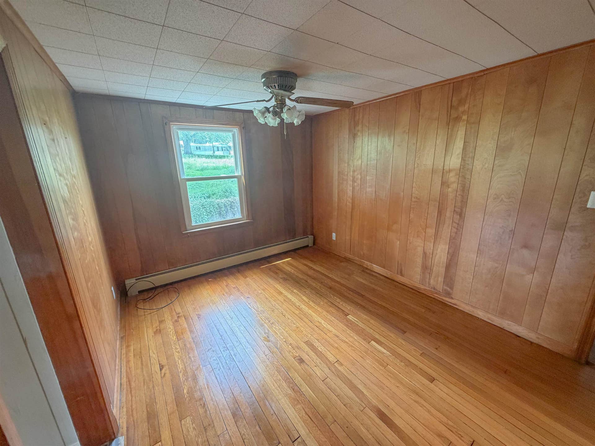 1066 PULASKI GILES Turnpike, Pearisburg, VA 24134