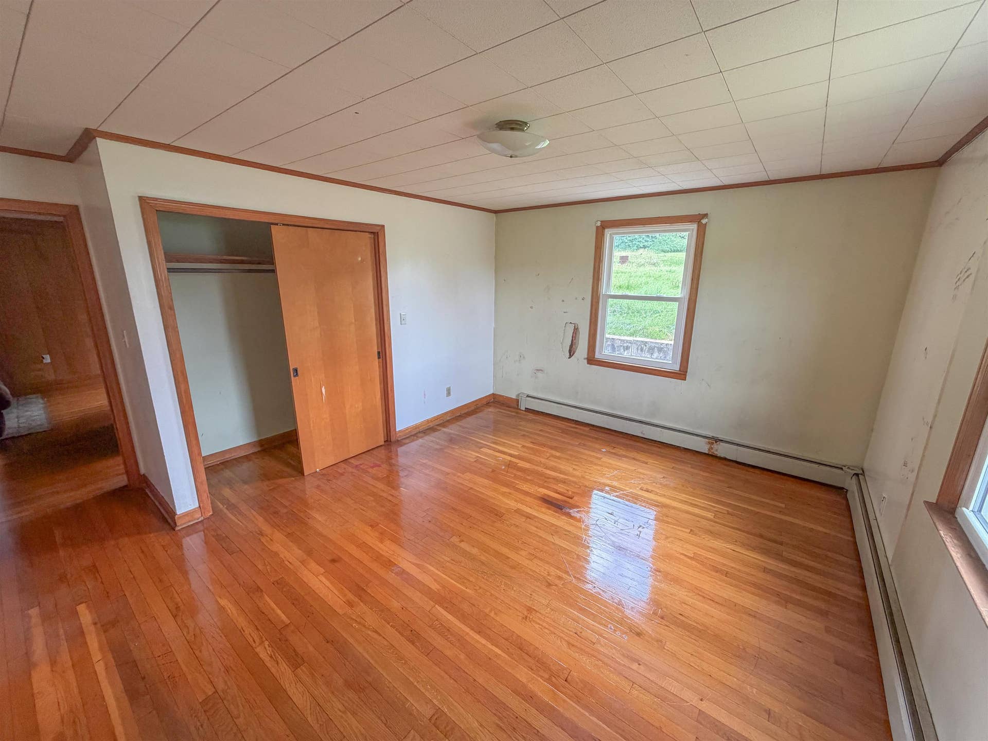 1066 PULASKI GILES Turnpike, Pearisburg, VA 24134
