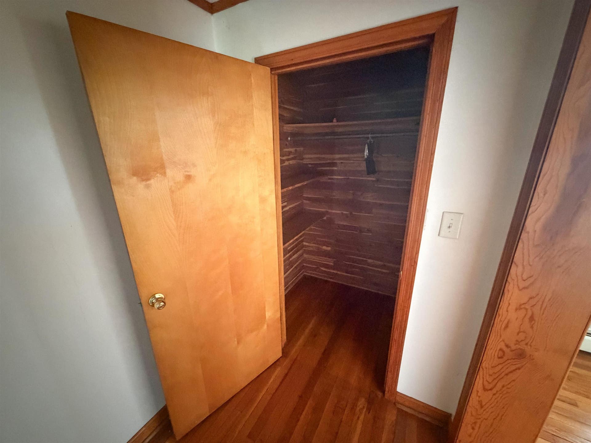 1066 PULASKI GILES Turnpike, Pearisburg, VA 24134