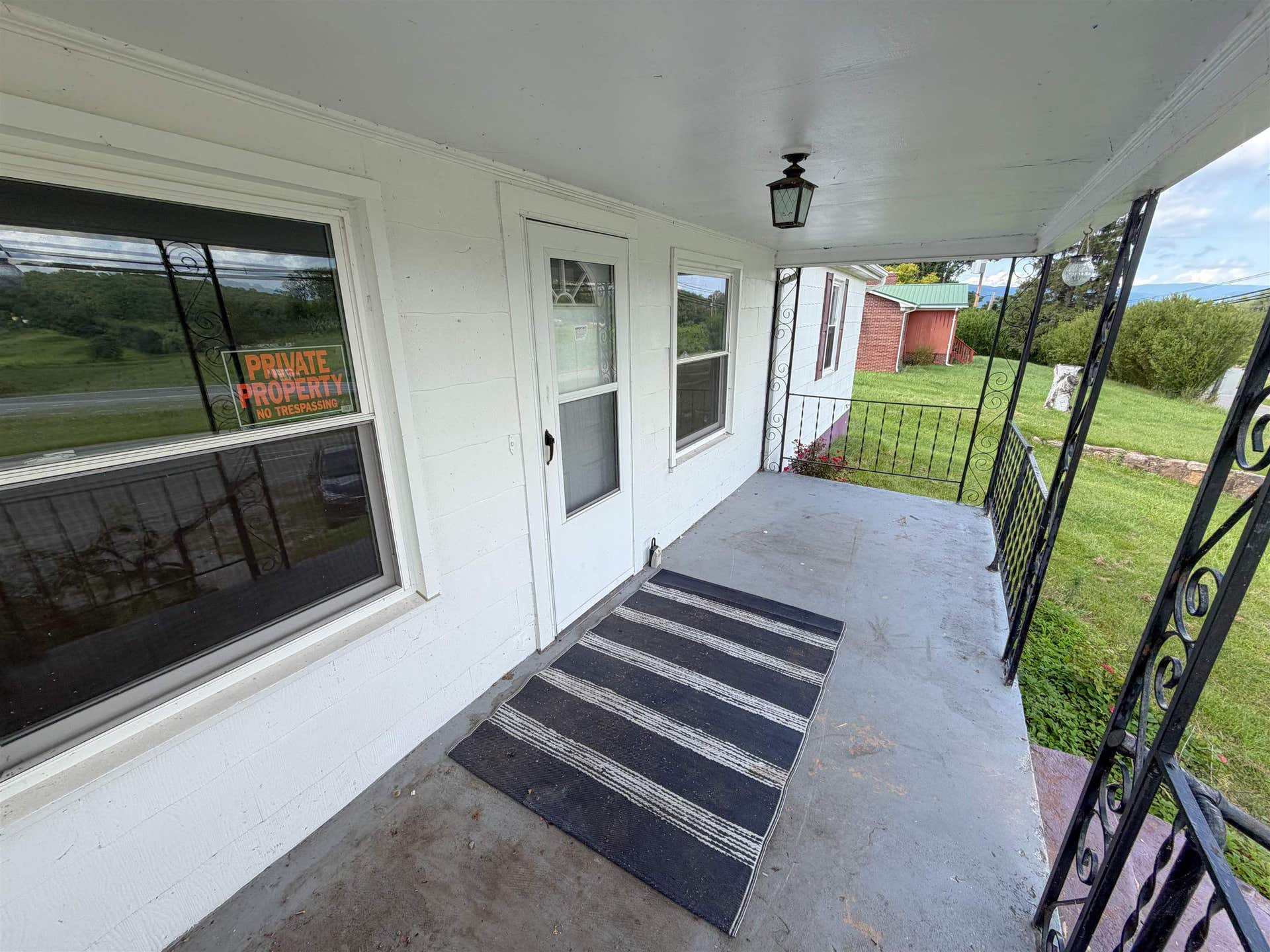 1066 PULASKI GILES Turnpike, Pearisburg, VA 24134