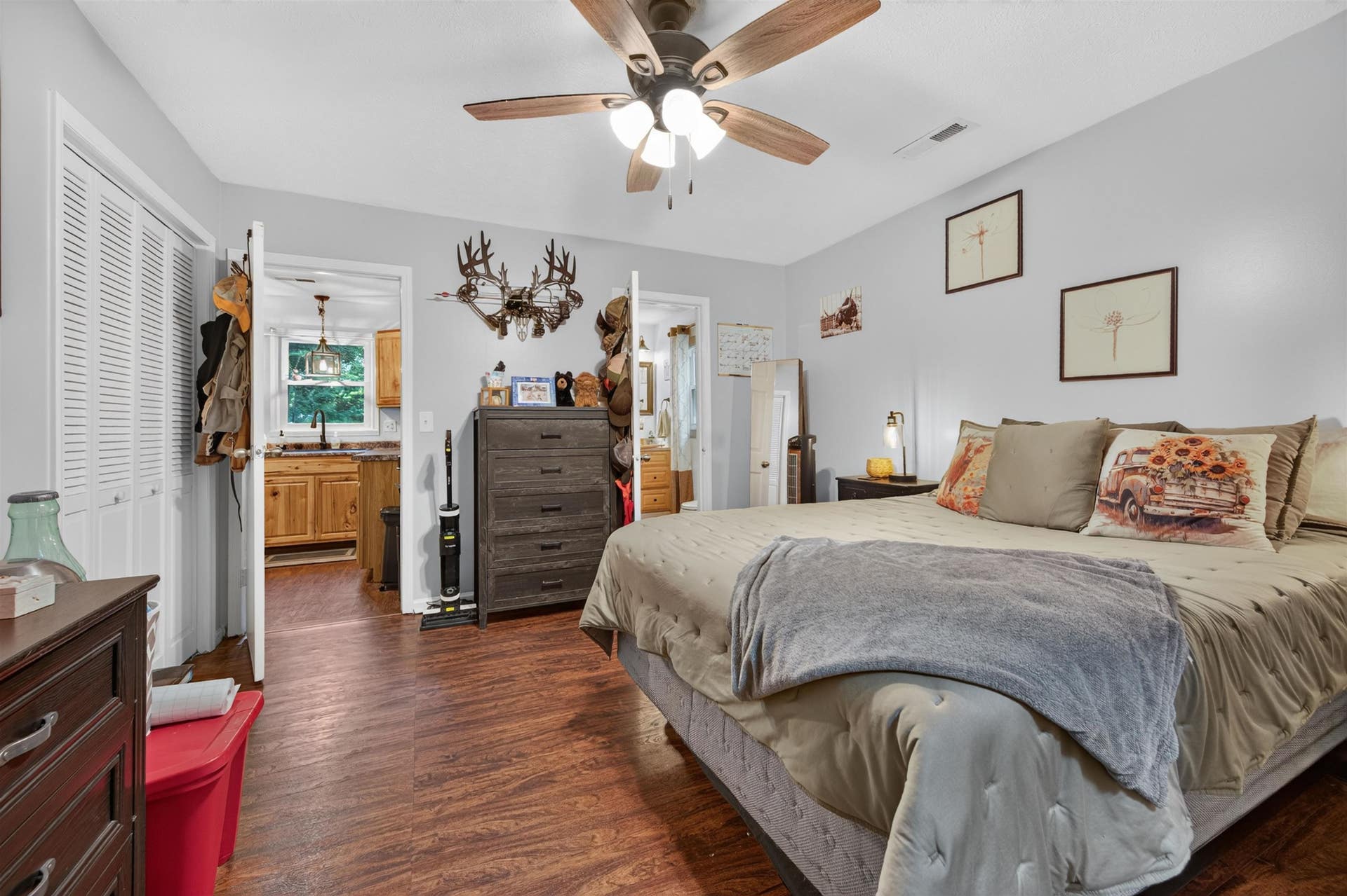 189 Pine Hollow Road, Christiansburg, VA 24073