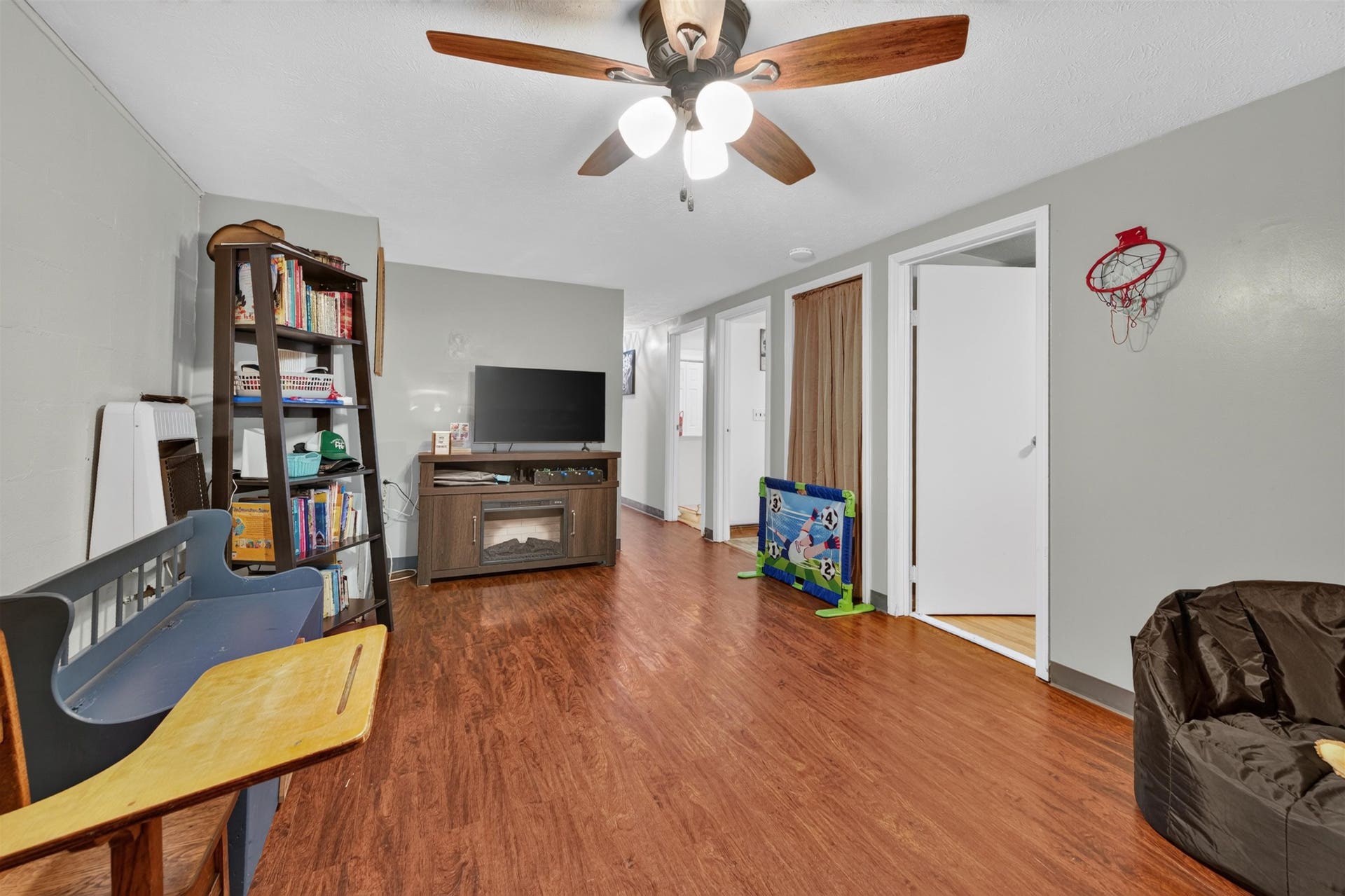 189 Pine Hollow Road, Christiansburg, VA 24073