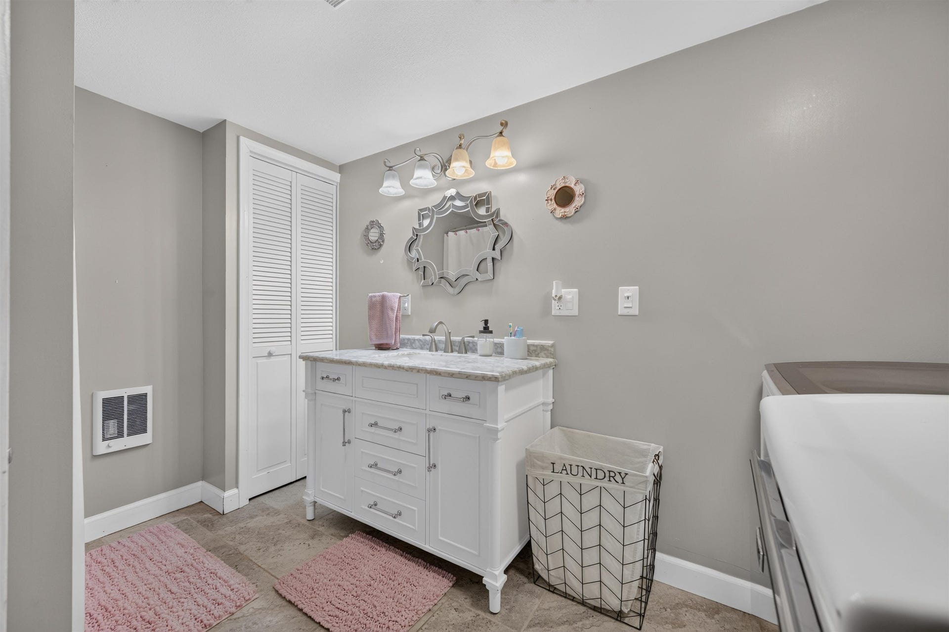189 Pine Hollow Road, Christiansburg, VA 24073