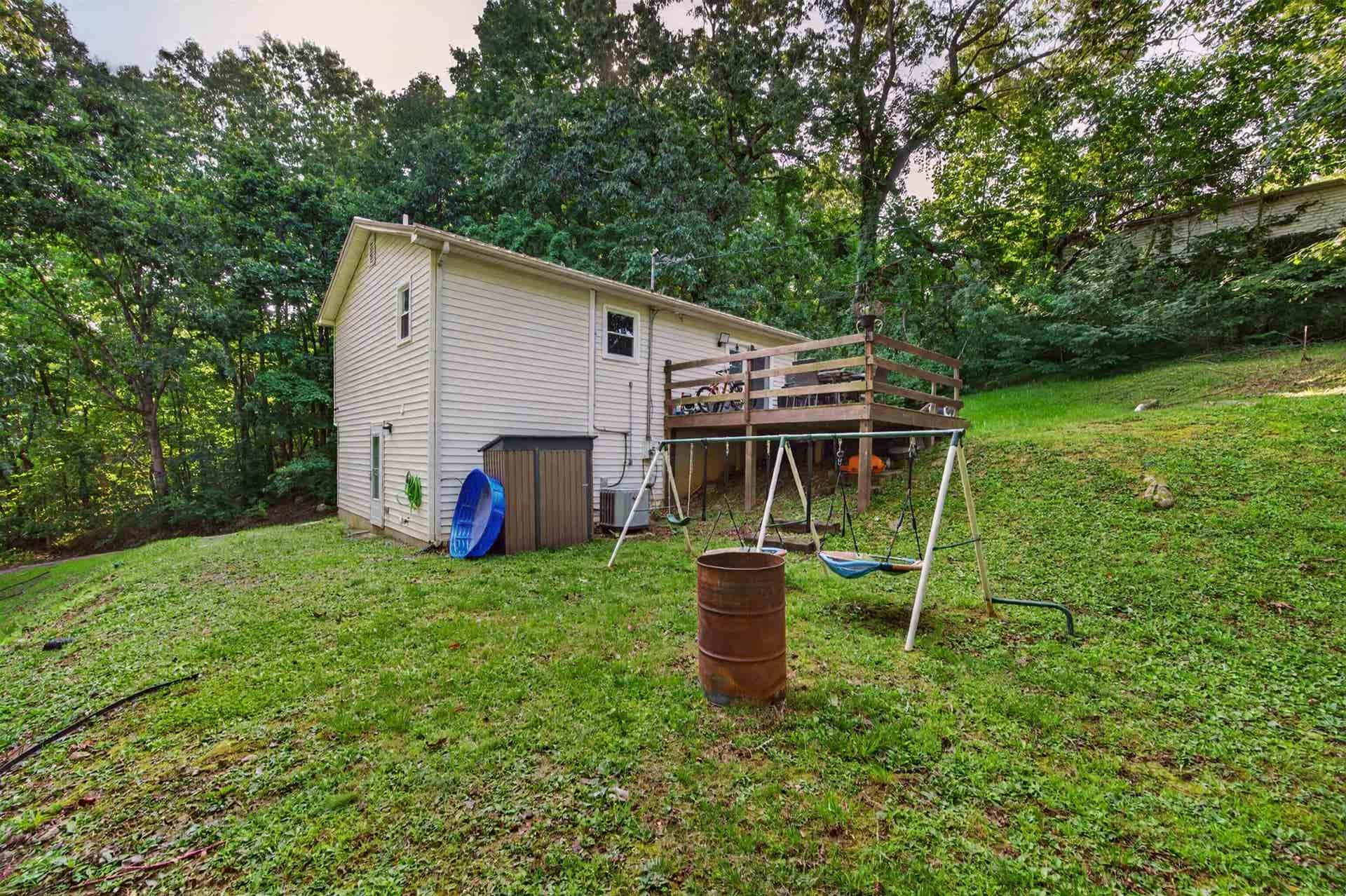 189 Pine Hollow Road, Christiansburg, VA 24073