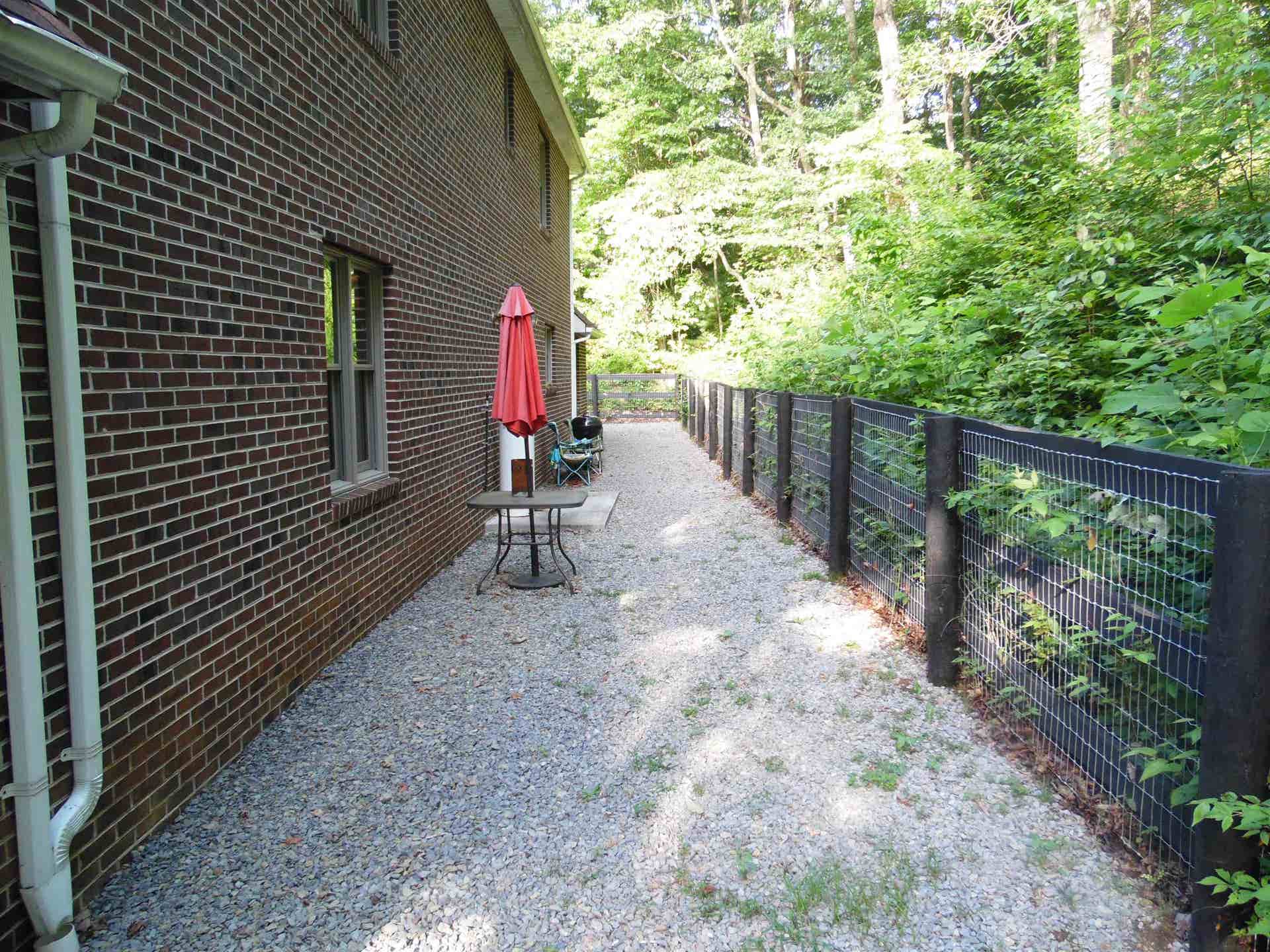 921 Clifford Street, Pearisburg, VA 24134