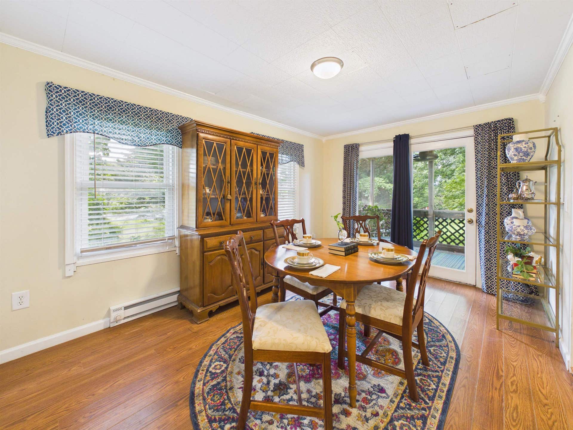 618 E Main Street, Christiansburg, VA 24073
