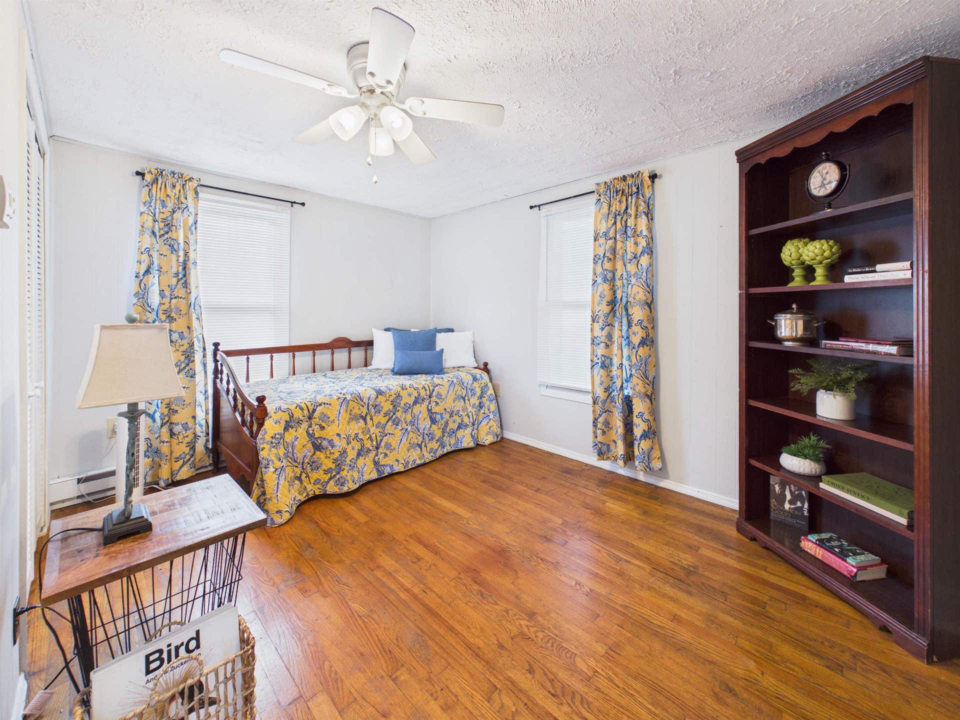 618 E Main Street, Christiansburg, VA 24073