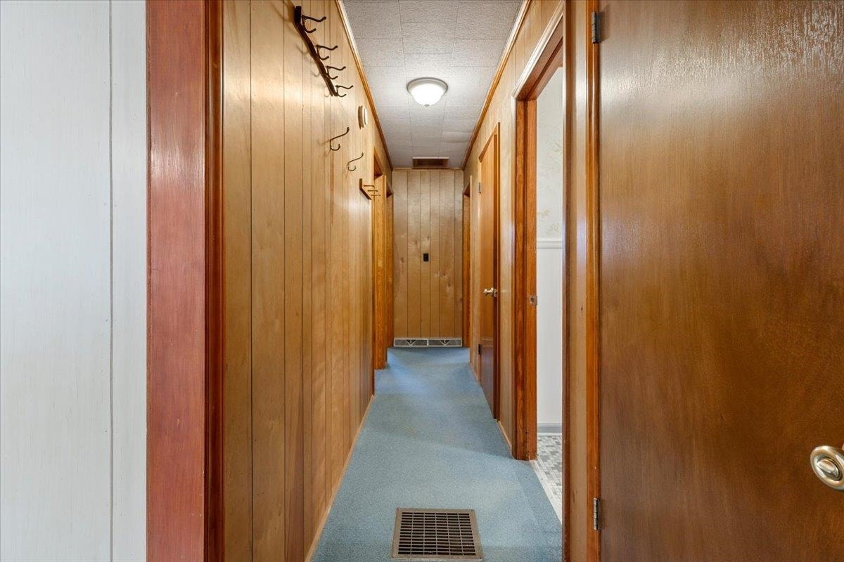 615 Circle Drive, Pembroke, VA 24136
