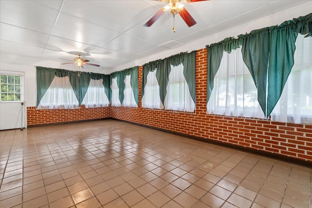 615 Circle Drive, Pembroke, VA 24136