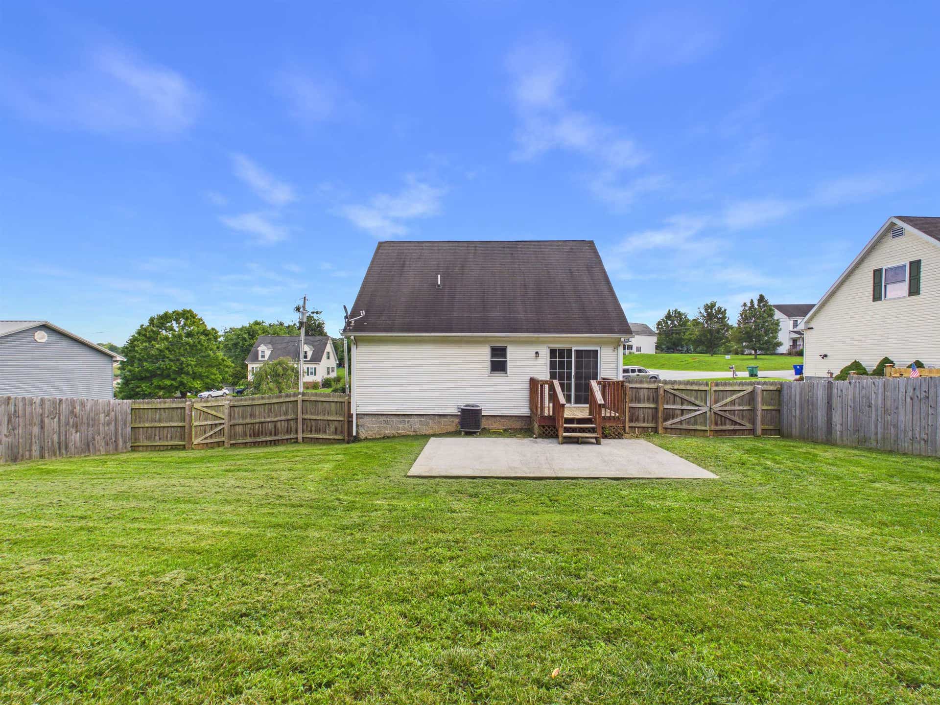 100 Cullen Court, Christiansburg, VA 24073
