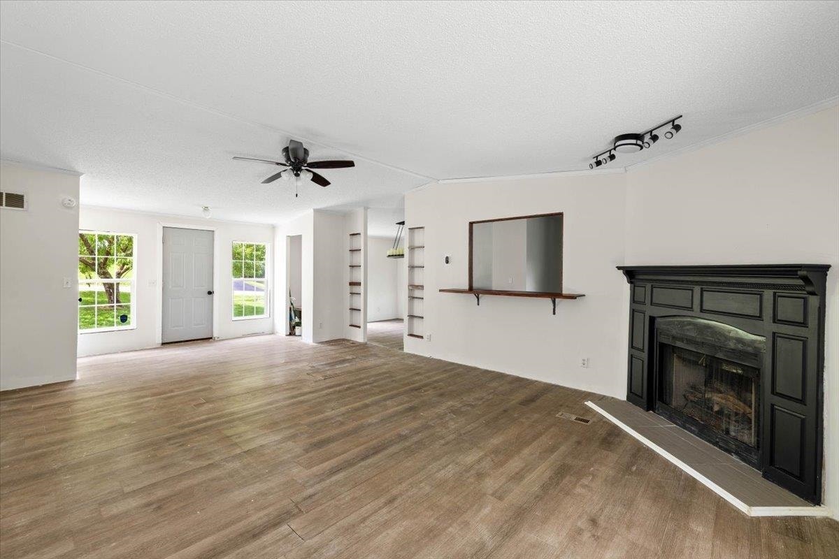 3300 Springview Drive, Christiansburg, VA 24073