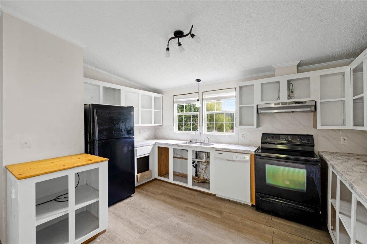 3300 Springview Drive, Christiansburg, VA 24073