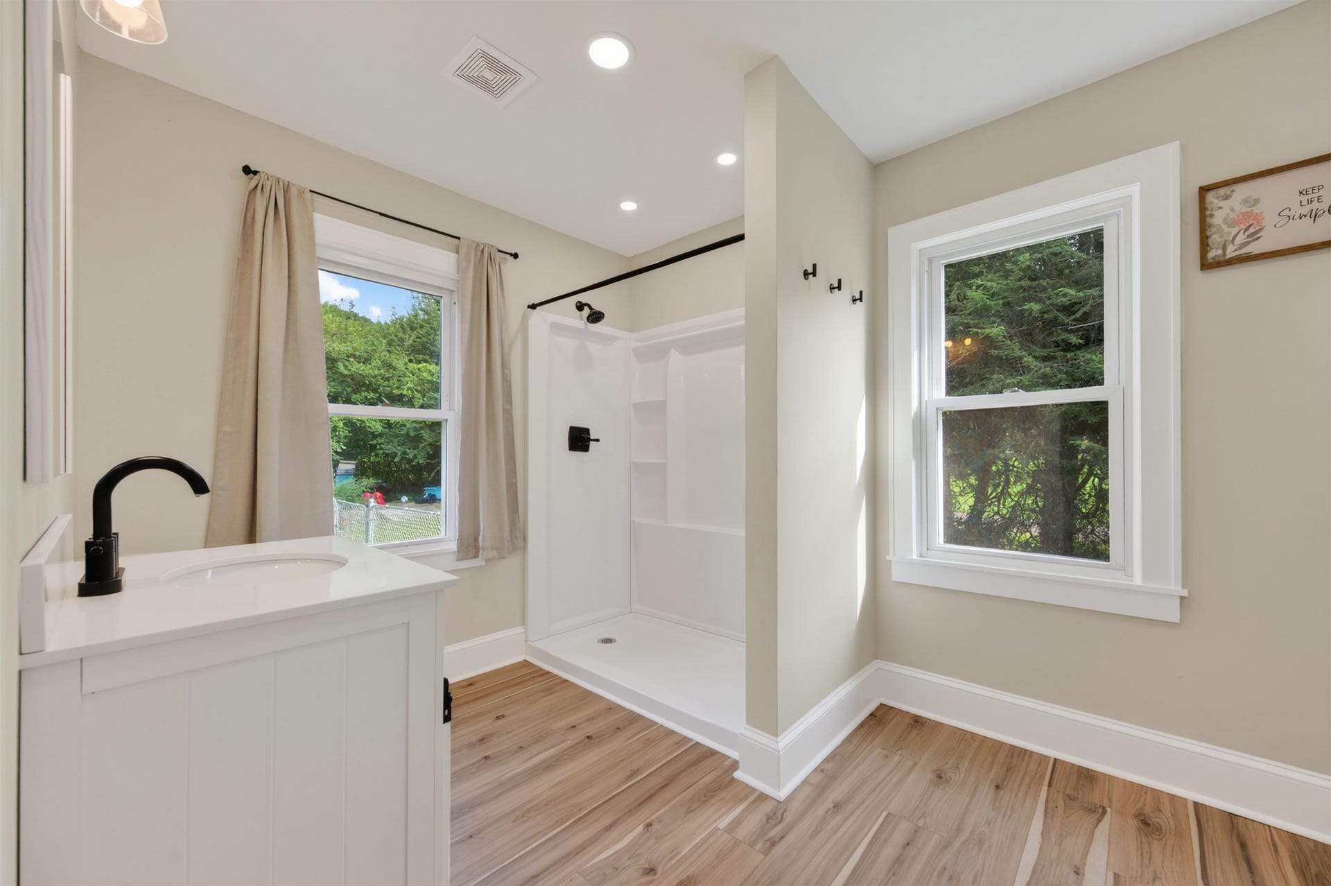 104 Park Drive, Narrows, VA 24124