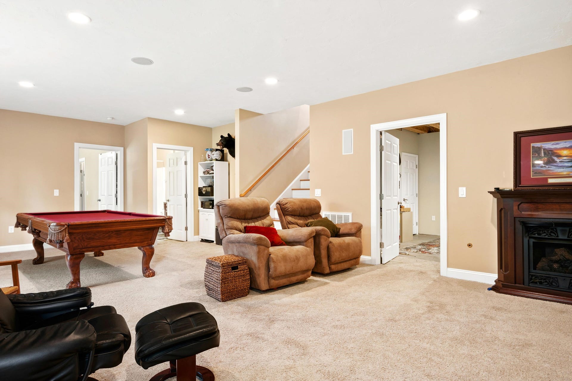 925 Brooklyn Avenue, Christiansburg, VA 24073