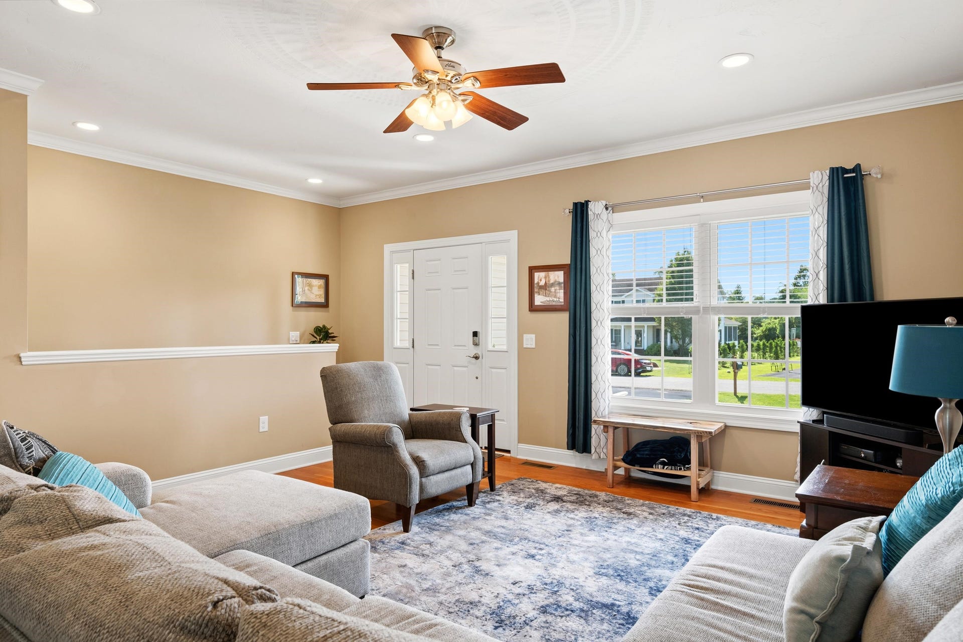 925 Brooklyn Avenue, Christiansburg, VA 24073