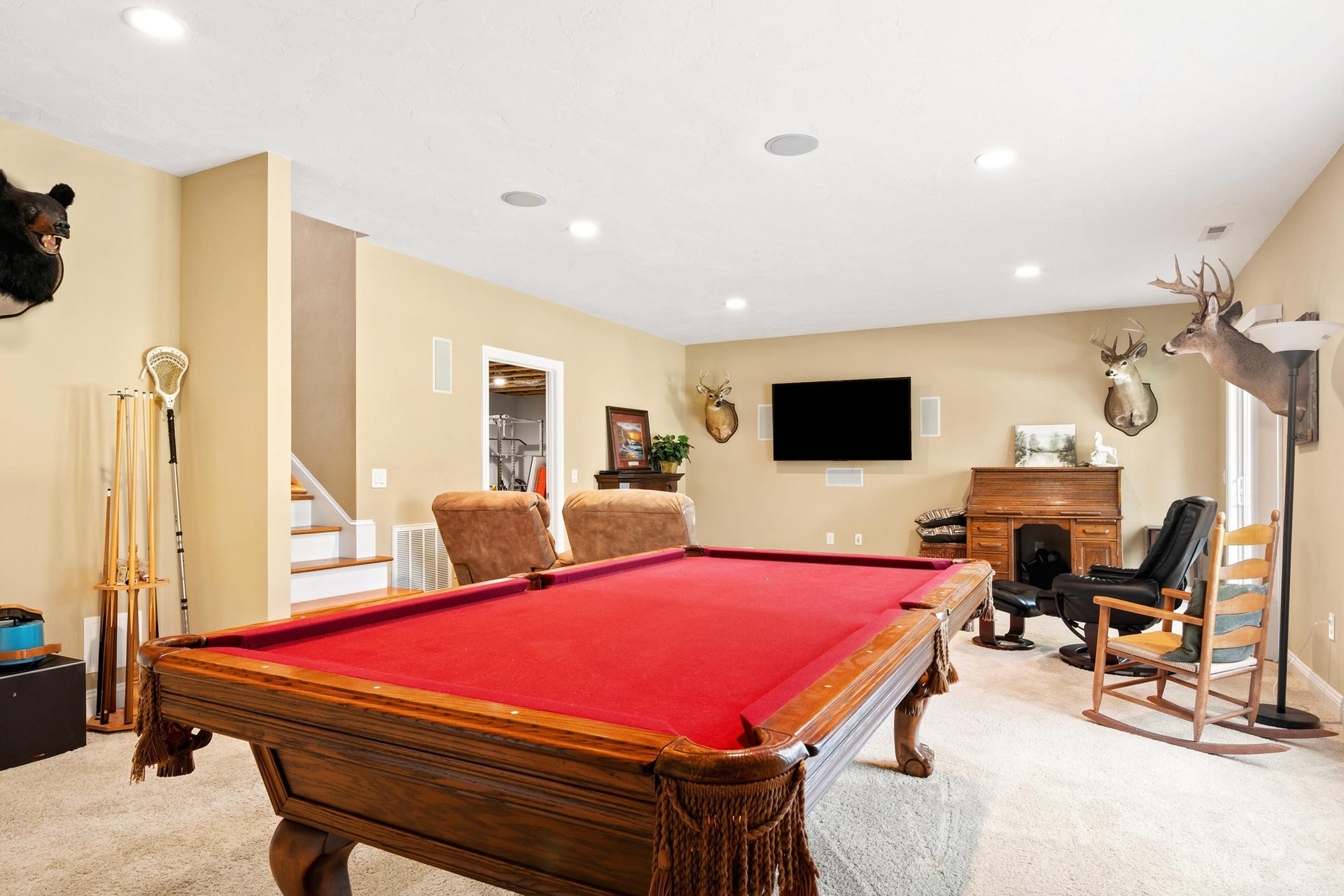 925 Brooklyn Avenue, Christiansburg, VA 24073