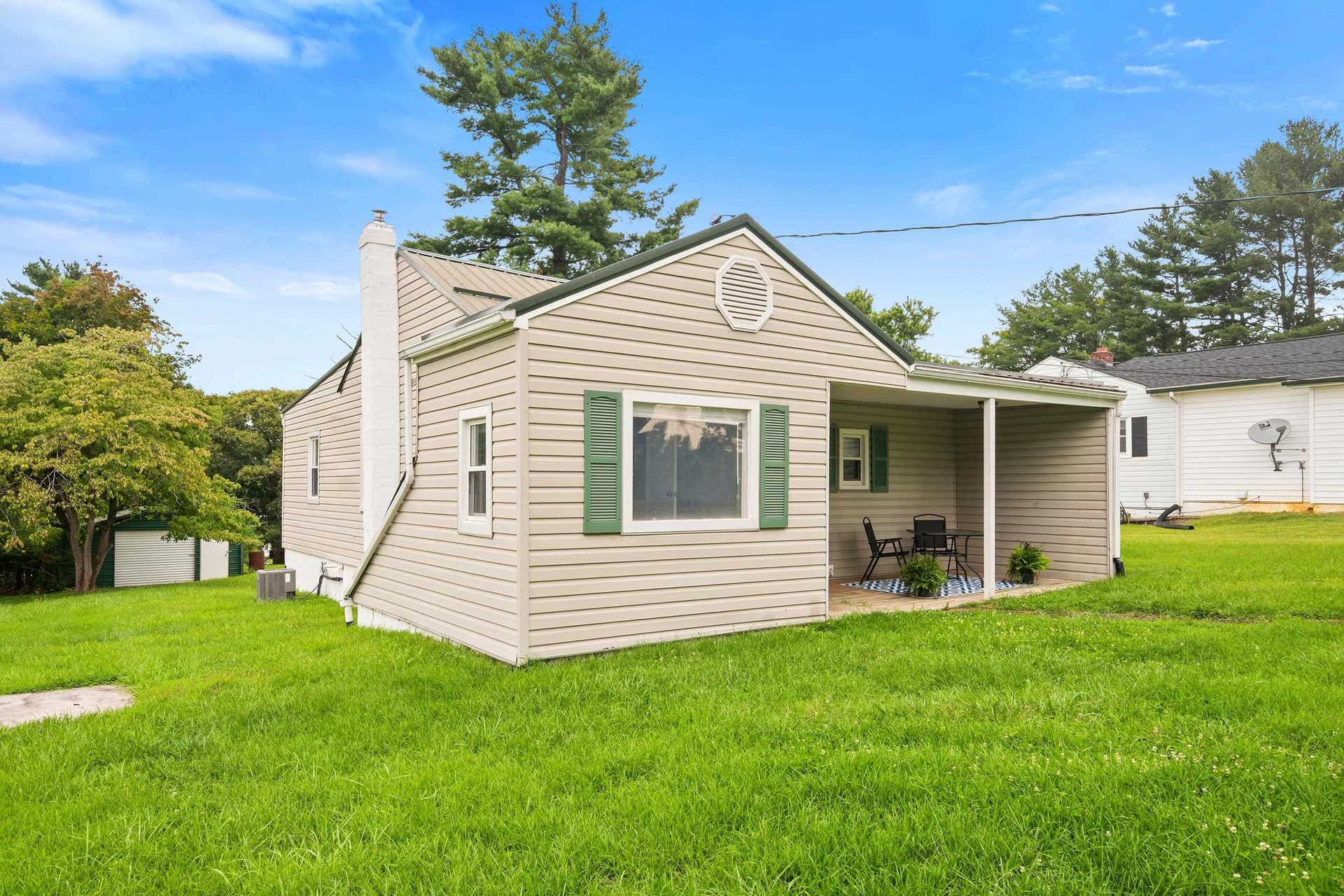 813 Thirteenth Street, Radford, VA 24141