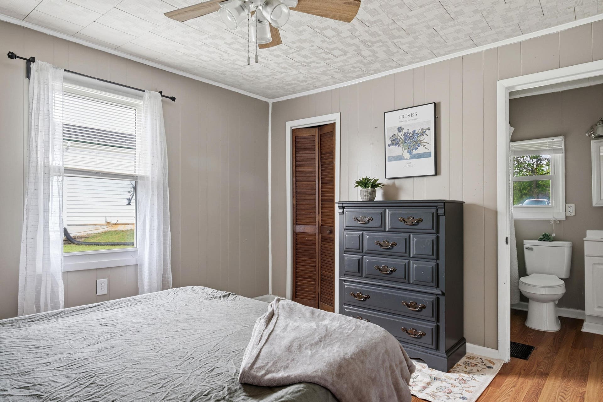 813 Thirteenth Street, Radford, VA 24141