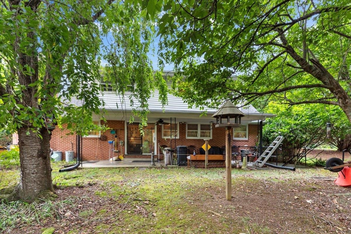 108 WILLIAMS Avenue, Radford, VA 24141