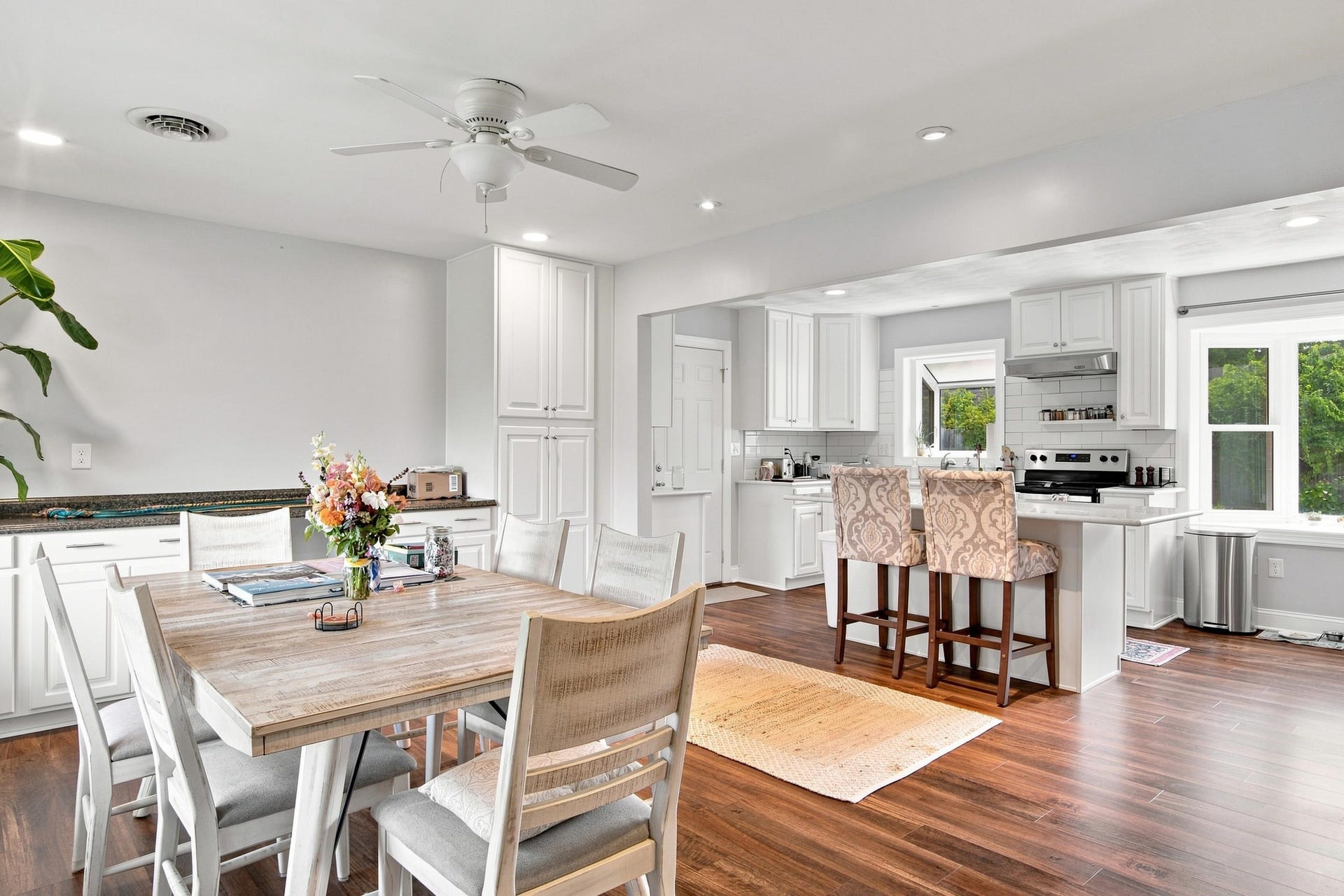 1105 GOLFVIEW Drive, Blacksburg, VA 24060