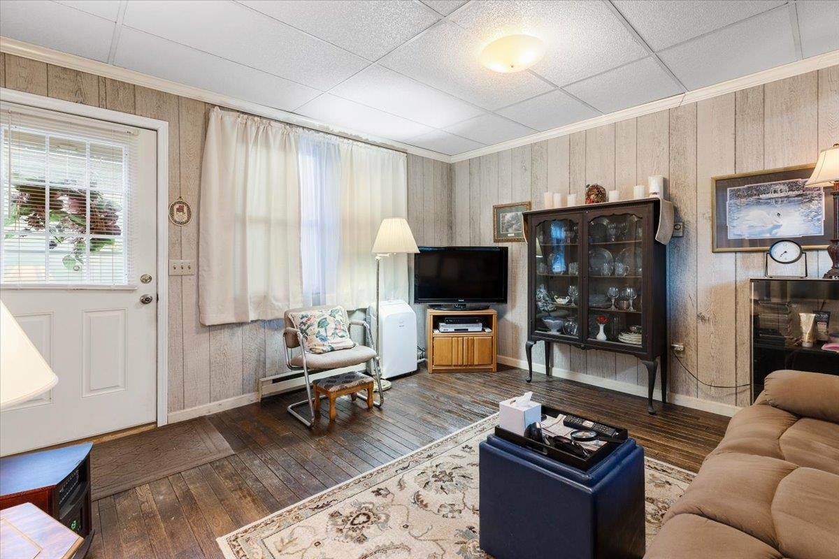 450 Mount Pleasant Roads, Christiansburg, VA 24073