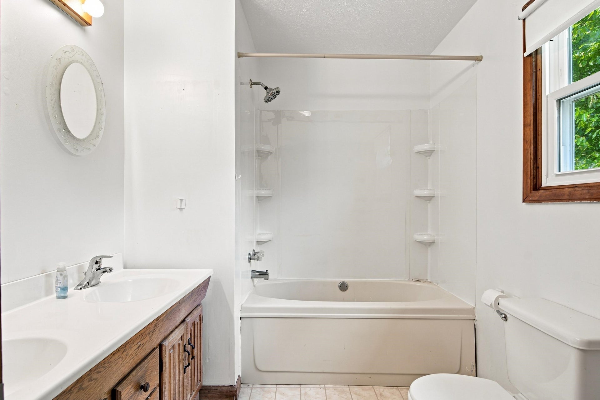 1220 Flint Drive, Christiansburg, VA 24073