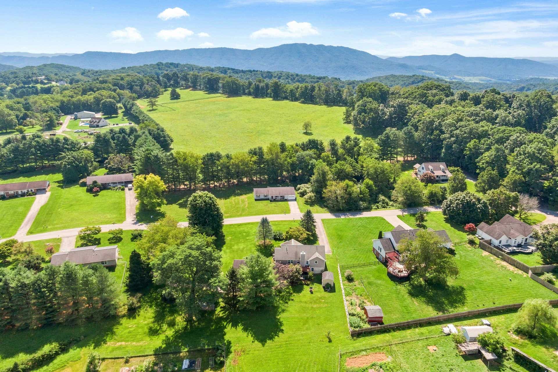 3515 Cameo Lane, Blacksburg, VA 24060